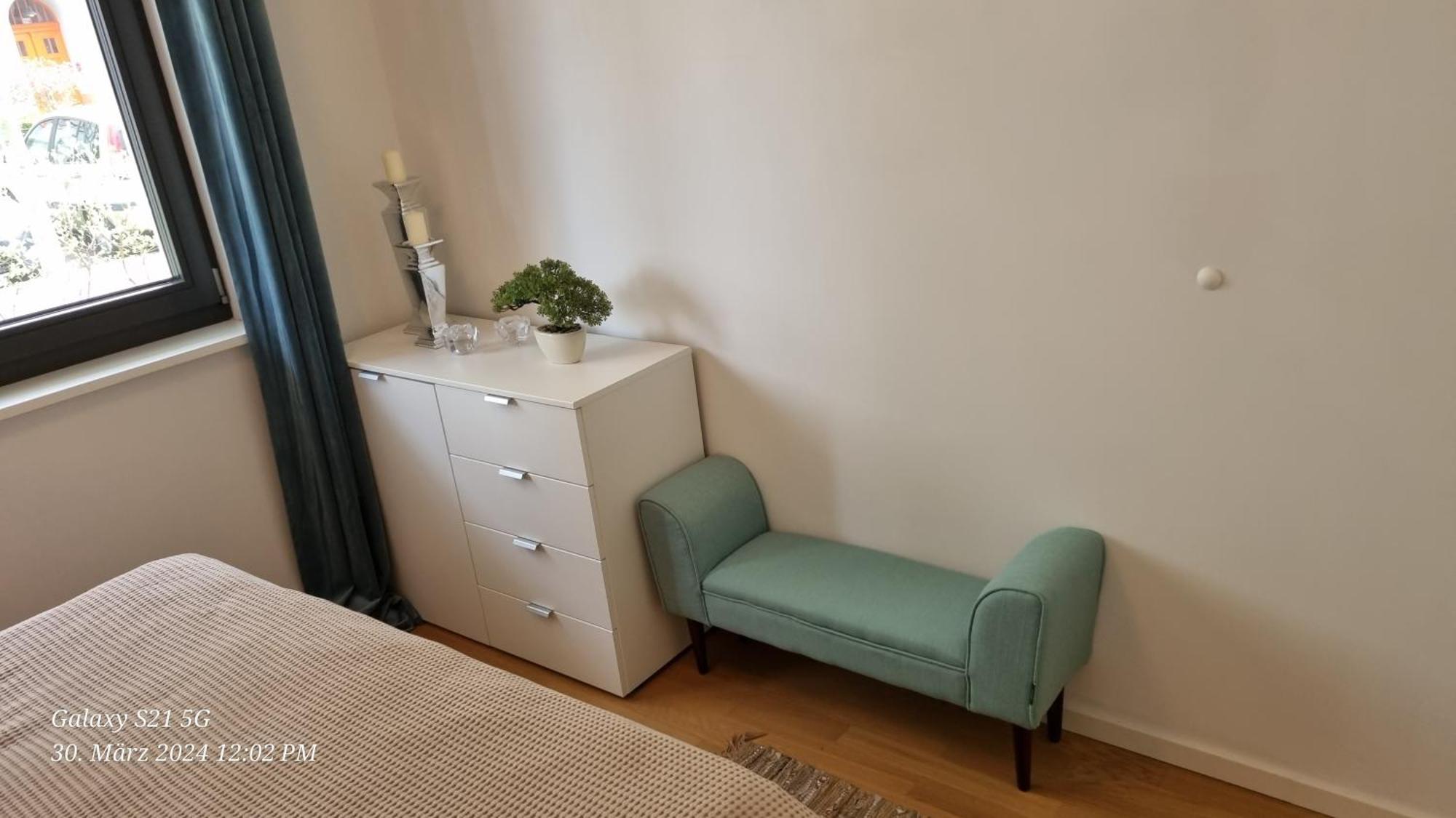 Luxi Luxurioeses Appartement Mit Terrasse Und Garten Mitten In Berlín Exterior foto